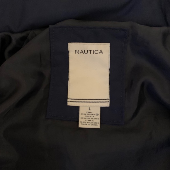Women’s nautica rain coat - Picture 3 of 3